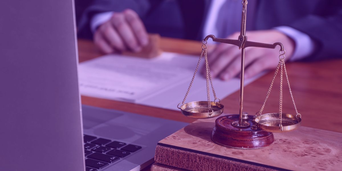 Advogado elaborando uma Apelação com IA jurídica