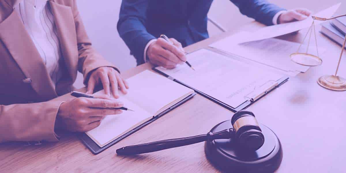 Tutela de evidência – 1 Advogados estudando tutela de evidência